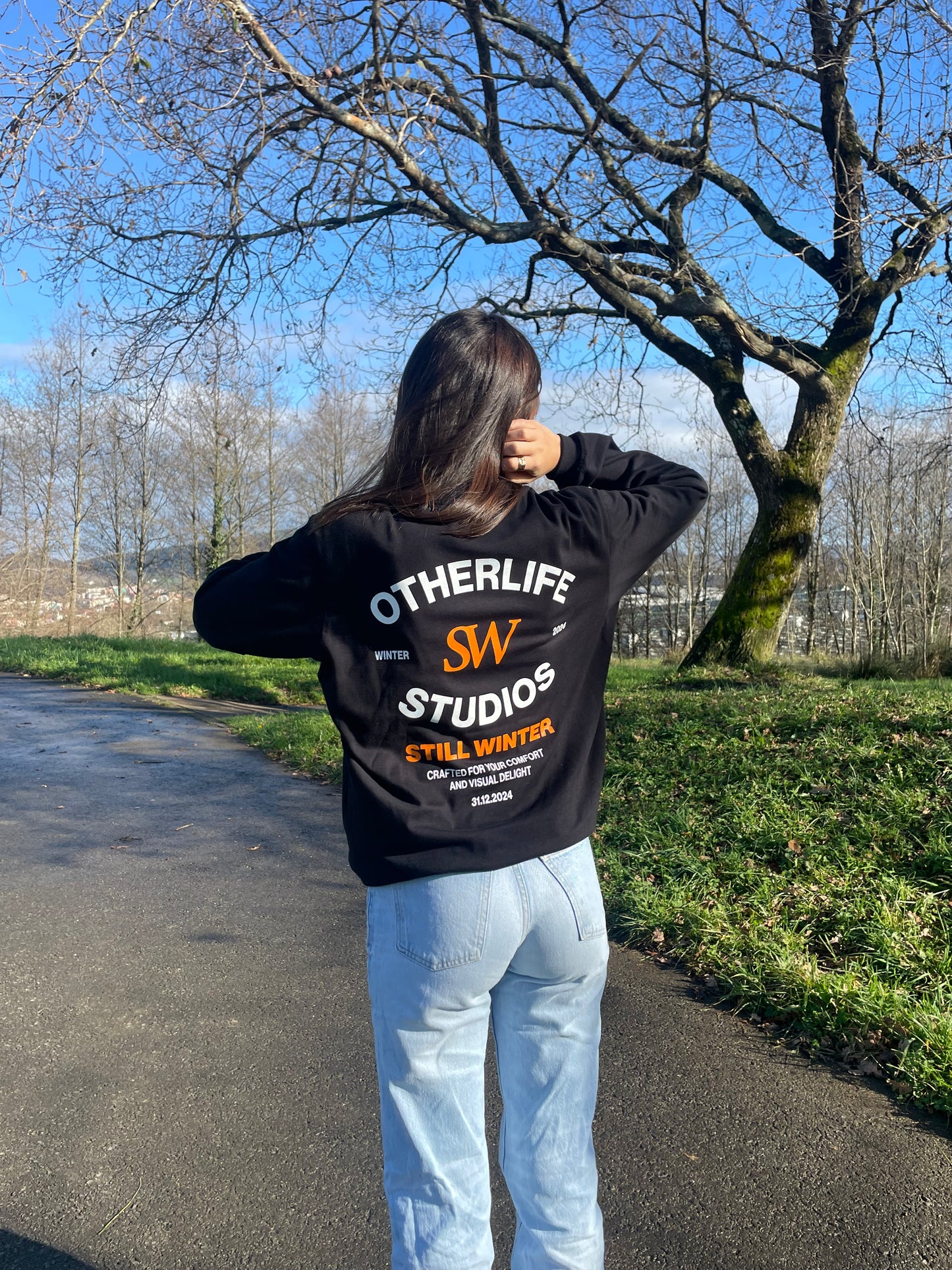 Still Winter black longsleeve