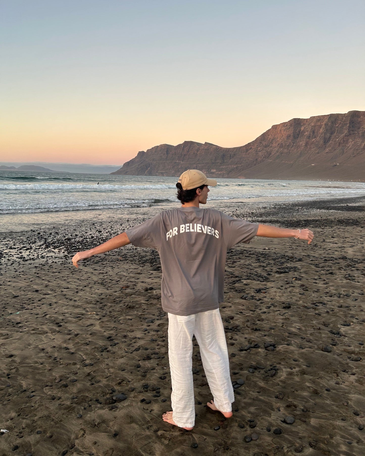 Believers grey tee